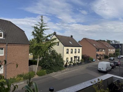Helle 3-Zimmer-Wohnung mit Balkon in ruhiger Lage von Kleinenbroich