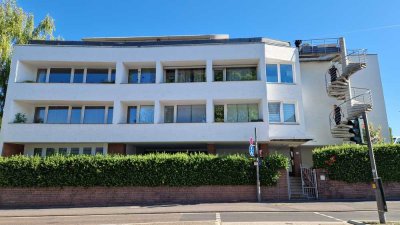 Helle 3-Zimmer-Wohnung in Beuel-Küdinghoven