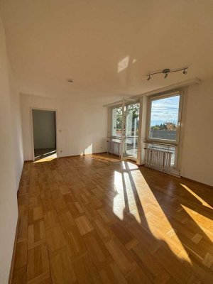 sonnige, 3,5- Zimmer- Dachterrassenwohnung im Penthouse Style