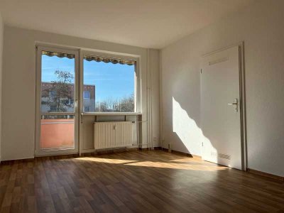 ++ sofort  anmieten... 3 Raumwohnung mit Balkon..03.07.25 Besichtigungen