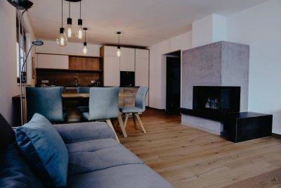 Zur Zwischenmiete von 4. April 26 - 25. April 26 (3 Wochen) oder 3. Mai - 7. Juni 2026 (5 Wochen)