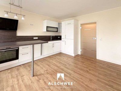 Bezugsfreie modernisierte 1,5-Zimmer-Wohnung mit Balkon, Einbauküche, Aufzug, Tiefgaragenstellplatz