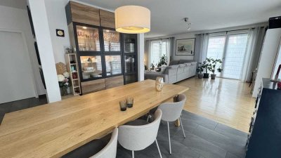 Erlangen-Hüttendorf ! DHH, Wfl. 125 m², 4 Zimmer, Nutzfl. 73 m² ,Grund 315m², Terrasse u. Garten