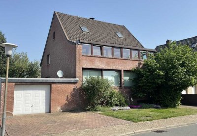 Einfamilienhaus mit großem Gartenhaus in Peine-Stederdorf