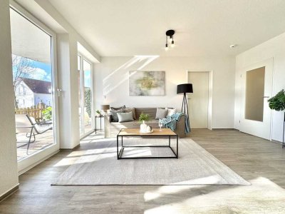 Sofort einziehen oder vermieten: Moderne 2-Zimmer-Erdgeschosswohnung in Friedrichsthal mit Terrasse.