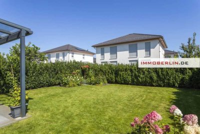 IMMOBERLIN.DE - Exzellente Doppelhaushälfte in familienfreundlicher Lage