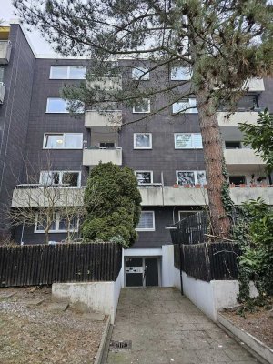 Renovierte 3-Zimmer Wohnung im 3. OG mit Balkon in Mühlenberg
