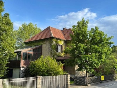 Charmantes Einfamilienhaus mit Garten
