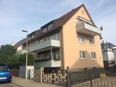 Sonnige 3-Zimmer-Wohnung mit Balkon in ruhiger Wohnlage in Stuttgart-Stammheim