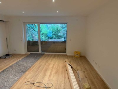 Erstbezug: 5-Zi-Wohnung mit eigenem Garten und Balkon