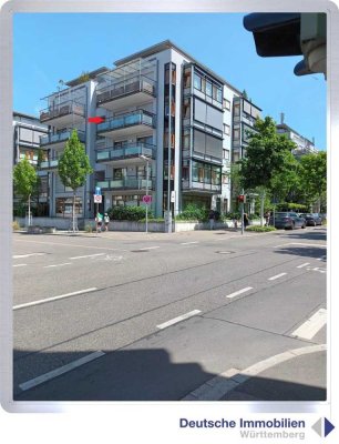 Gepflegte 2,5 Zimmer Wohnung (3.OG) mit Tiefgarage in zentraler Lage von Böblingen