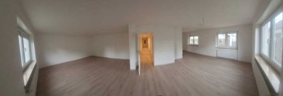 900 € - 110 m² - 3.5 Zi.
