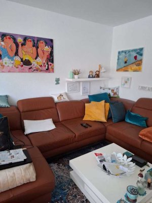 IHR GEMÜTLICHES UND SCHÖNES ZUHAUSE MIT 3 ZIMMERN UND 2 BALKONEN IN BESTER LAGE VON KÖLN-MARIENBURG