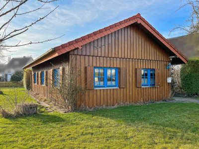 privates Bieterverfahren: Charmantes Einfamilienhaus aus Lärchenholz in Bremerhaven-Wulsdorf