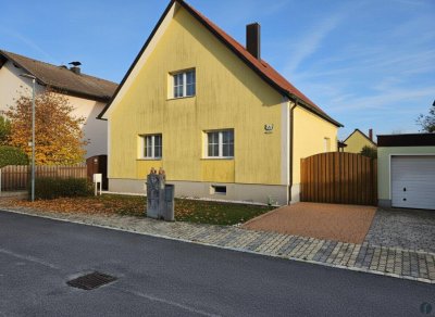 Großzügiges Familienhaus in ruhiger Siedlungslage!