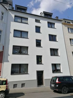 Gepflegte Wohnung 1 Zimmer, Wohnküche, Bad, Balkon in Wuppertal