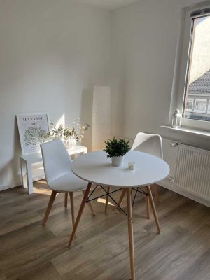 Erstbezug nach Renovierung: Möblierte 2-Zimmer-Wohnung mit Balkon in Top-Lage von Mainz