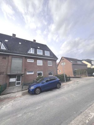 Ruhige 3-Zimmer im EG mit EBK ab 01.04.