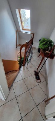 Möbilierte 2-Raum-Hochparterre-Wohnung mit Einbauküche in Schenefeld