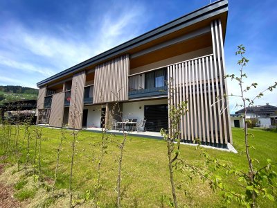 Wohnen mit Qualität: Neubauwohnung mit Garten, 2 Carports &amp; bester Infrastruktur.