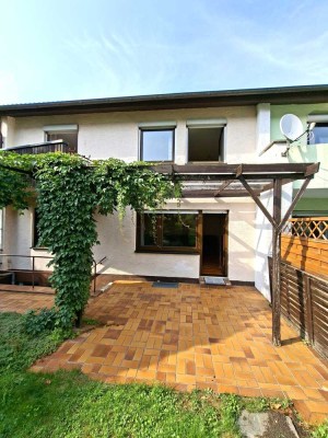 Reihenendhaus mit großem Garten, Garage in begehrter Wohnlage von Aalen