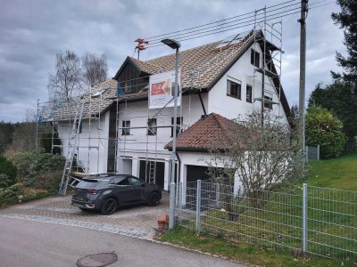 Ruhig gelegene Maisonettewohnung in einem 3-Familienhaus, mit Garage