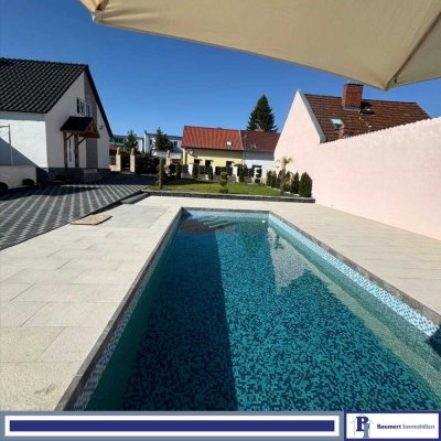 idyllisches Einfamilienhaus mit großem Garten, Garage und Pool