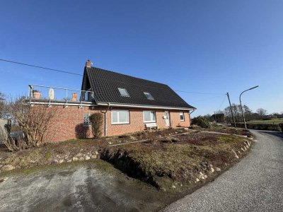 Alt-Allermöhe!  Ruhig gelegene 3-Zimmer-Wohnung über 2 Ebenen  mit großer Dachterrasse und Blick auf