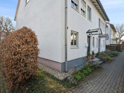 Gepflegtes, vermietetes Reihenendhaus mit Stellplatz in ruhiger Lage von Nieder-Eschbach