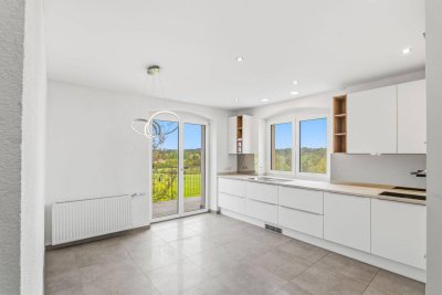 Wunderschöne, neu renovierte 3-Zimmer Wohnung in Hohenweiler