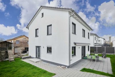 Frei stehendes Einfamilienhaus mit großem Garten und Doppelgarage - Ihr perfektes Zuhause!