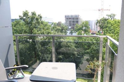 Attraktive und sanierte 2-Zimmer-Wohnung mit Balkon und Einbauküche in Darmstadt