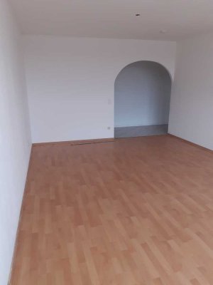 Charmante Etagenwohnung mit Westbalkon und Pfalzblick