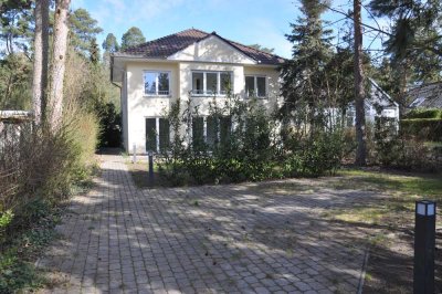 Preiswertes, neuwertiges 5-Raum-Einfamilienhaus mit gehobener Innenausstattung und EBK in Wandlitz