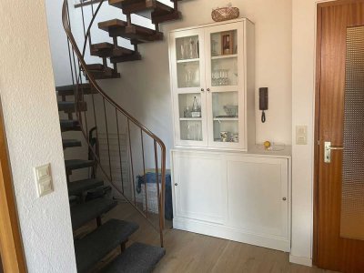 Attraktive und vollständig renovierte 2,5-Raum-Maisonette-Wohnung in Aalen