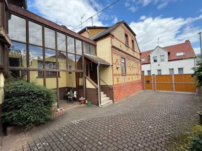 Wiesbaden-Breckenheim: Generationenhaus oder großes Familienrefugium!