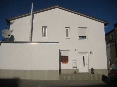 Zentrales Reihenendhaus in Kelkheim Stadtmitte ( von Privat - Provisionsfrei ) zum 01.02.2026