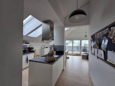Dachterrassenwohnung mit möblierter Küche im Stadtzentrum von Ried