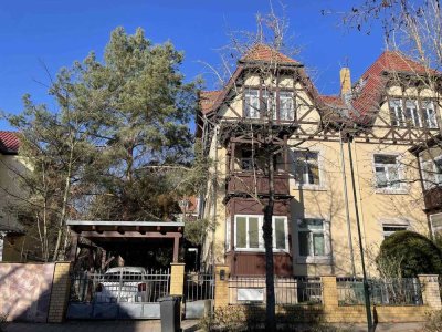 3900,-€/m²! Dachgeschoss-Traum 4 Zimmer in sanierter Villa in Bestlage von Markkleeberg!