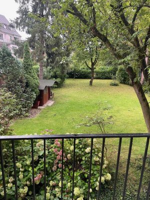 1 Zimmer Dachgeschosswohnung in Klettenberg