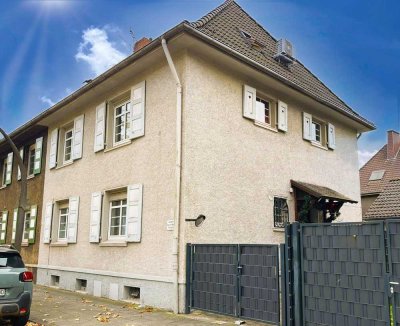 Ein Zuhause mit Seele und Charme - Historisches Zweifamilienhaus mit Garten, Sauna und Garage