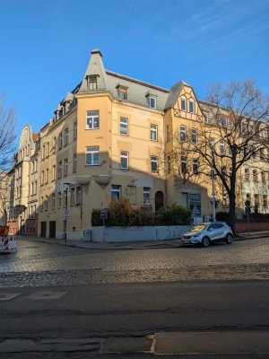 Schöne freundliche 3 Zi-WE mit Wohnküche, Wannenbad + Dusche, Abst.raum in der südl. Innenstadt