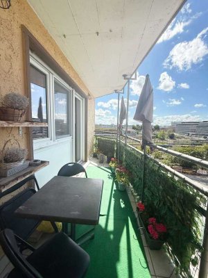 Bezugsfreie 2 ZKB mit Balkon an der Grenze Neuenheims  | Großteils modernisiert | Fernwärme