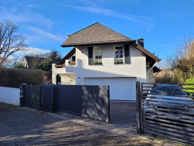 Die Kunst des Wohnens - einzigartige Villa in optimaler Lage von Götzenhain