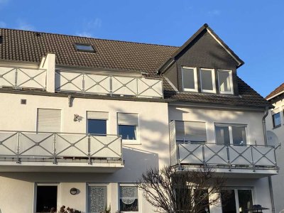 Maintal-Hochstadt von Privat: sehr schöne 4-Zi-DG-Maisonette-Wohnung über 2 Ebenen