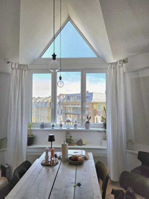 Lichtdurchflutete 2 -Zi-Dachgeschoßwohnung im beliebten Frankenberger Viertel