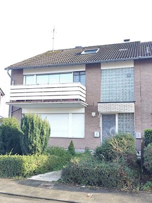 1-Zimmer Single Dachgeschosswohnung in Bergheim-Quadrath