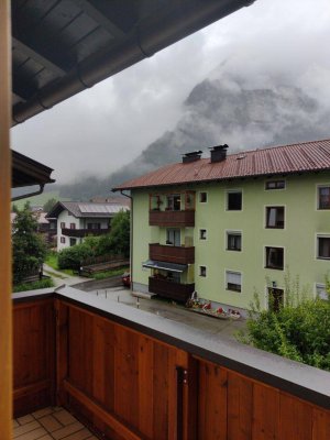 2-Zimmer Wohnung mit Balkon und Keller, Stellplatz