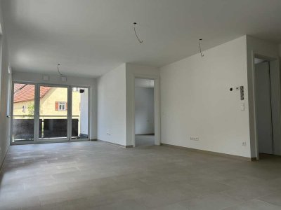 Moderne 2-Zimmer-Wohnung mit gehobener Innenausstattung mit Balkon und EBK in Westerheim