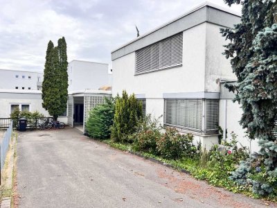 Großes Wohnhaus mit 5 Anlieger Wohnungen